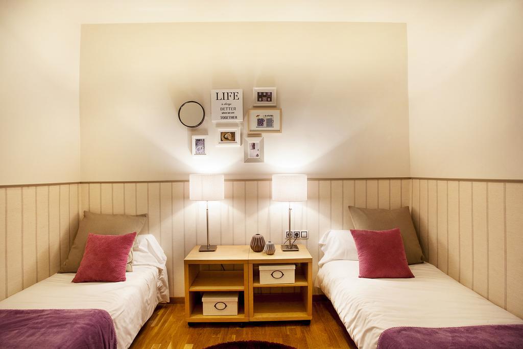 & Deco Viladomat Apartamento
